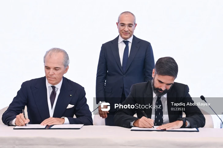SOCAR и итальянская Italiana Petroli подписали договор о покупке акций в рамках AIIF-2025