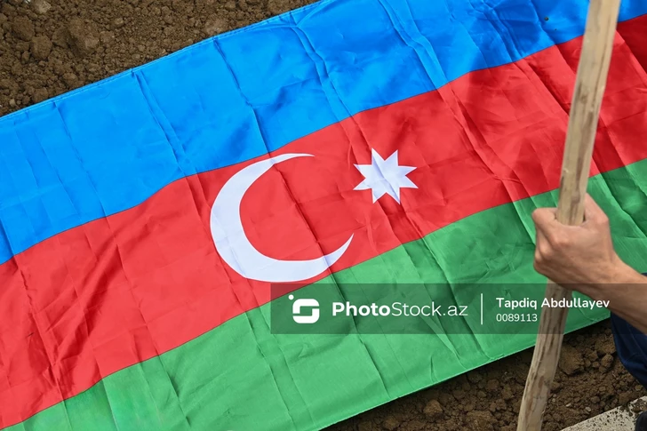 В Баку проводили в последний путь шехида Первой Карабахской войны