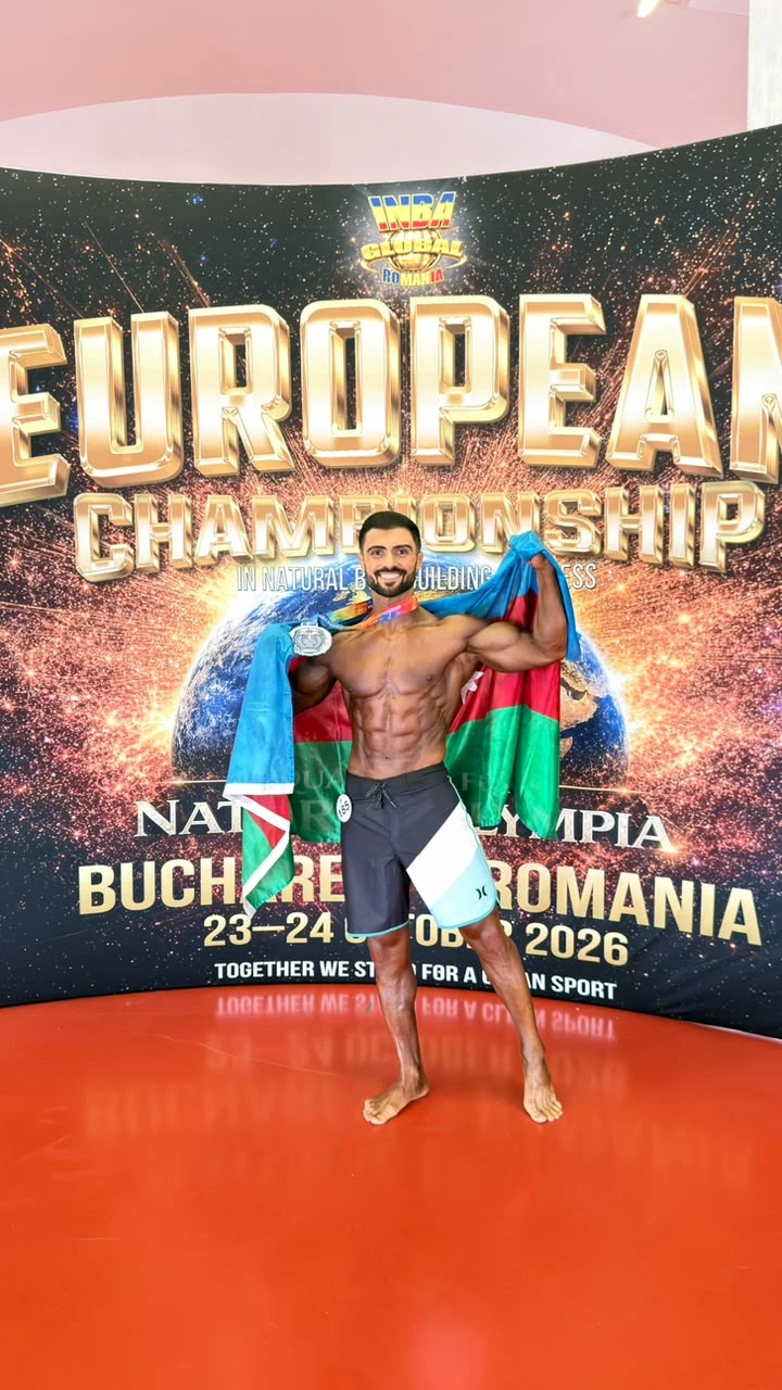 Сборная Азербайджана успешно выступила на чемпионате Европы по натуральному бодибилдингу и фитнесу