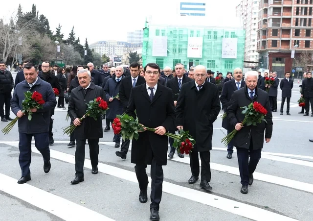Media.az - Новости Азербайджана - Официальные лица государства и правительства чтят память жертв Ходжалинского геноцида