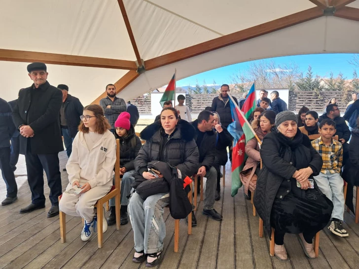 Media.az - Новости Азербайджана - В Гадруте, Гырмызы Базар Ходжавендского района и Ходжалы семьям вручили ключи от новых домов