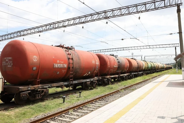 Из Азербайджана в Армению отправлена очередная партия нефтепродуктов