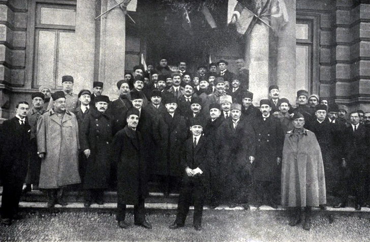 105 лет назад пала Азербайджанская Демократическая Республика