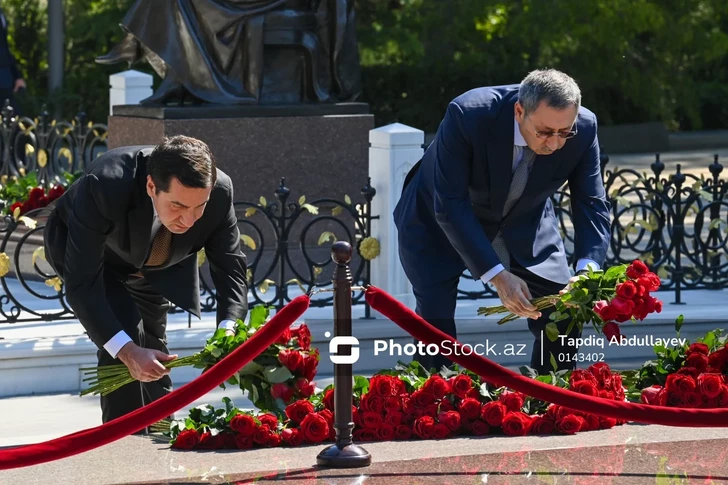 Media.az - Новости Азербайджана - В Азербайджане почтили память общенационального лидера Гейдара Алиева