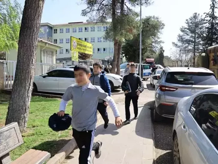 Media.az - Новости Азербайджана - Стрельба в турецком лицее: напавший оказался бывшим учеником