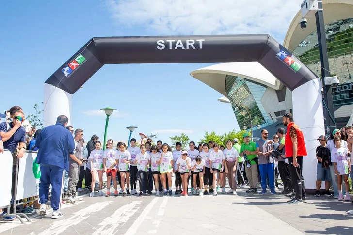 В Баку прошел детский спортивный фестиваль по легкой атлетике KidsRunFest