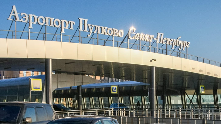 Транспортный коллапс: более 40 рейсов застряли в Пулково