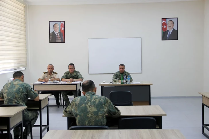 Media.az - Новости Азербайджана - Военнослужащие Азербайджанской армии проходят проверку знаний и физподготовки