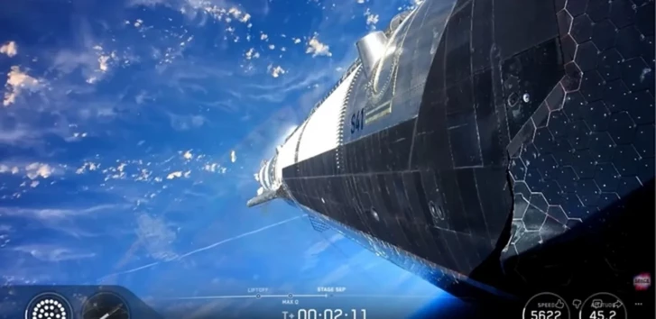 SpaceX впервые выводит на орбиту гигантскую ракету Starship