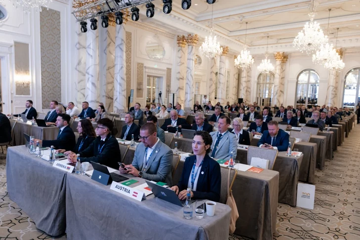 В Баку завершил работу Конгресс Европейской федерации водных видов спорта