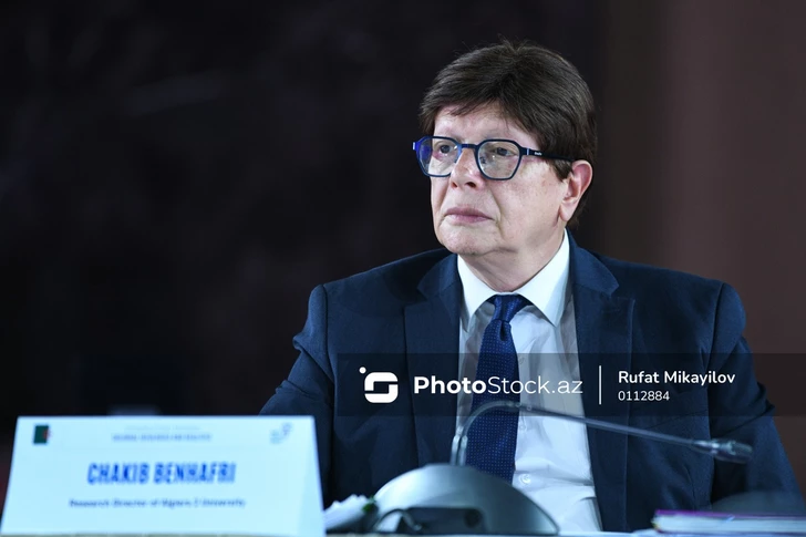 Алжирский исследователь: Французскому обществу преподносят ислам как явную угрозу