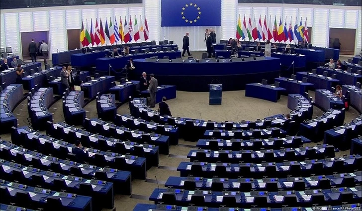 Европарламент призвал сбивать российские самолеты