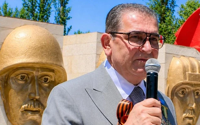 Экс-глава Совета старейшин Имишли предстал перед судом за хищение 200 000 манатов
