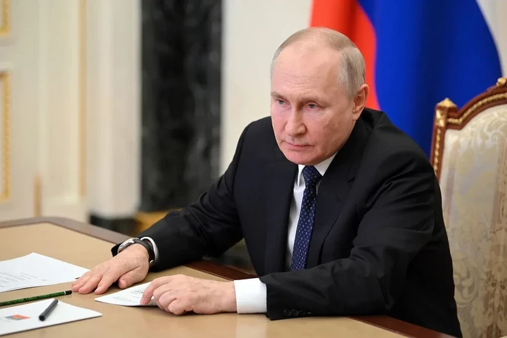 Владимир Путин продлил план обороны России на два года