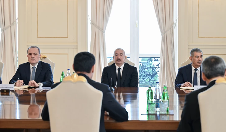 Media.az - Новости Азербайджана - Состоялась встреча президентов Азербайджана и Туркменистана в расширенном составе