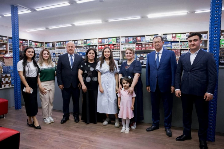 Media.az - Новости Азербайджана - Лейла Алиева ознакомилась в Лянкяране с фермерским хозяйством «Зеленый чай»