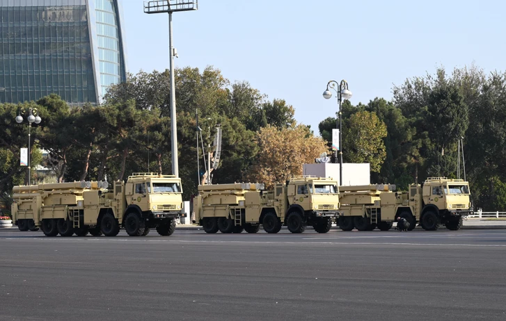 Media.az - Новости Азербайджана - Президент Ильхам Алиев выступил на военном параде, посвященном пятой годовщине Победы