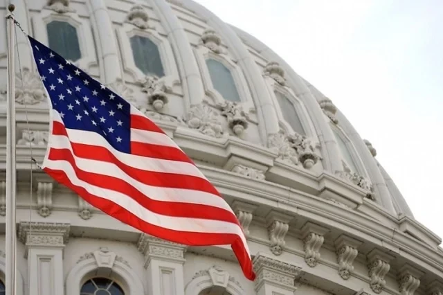 Трамп счел незаконной резолюцию о неприменении силы к Венесуэле без одобрения Конгресса