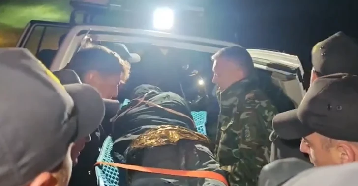 В Губинском районе спасли альпиниста, получившего тяжелые травмы