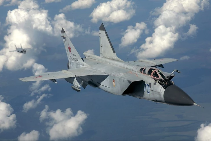 Три российских МиГ-31 вторглись в воздушное пространство Эстонии: Минобороны РФ сделало заявление