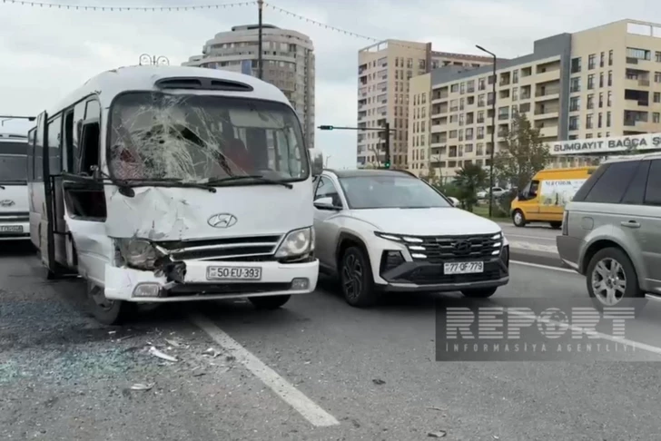 В Сумгайыте столкнулись автобусы: стало известно о состоянии пострадавших