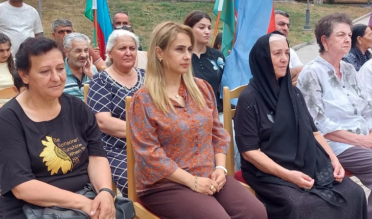 Media.az - Новости Азербайджана - Прибывшим в город Ханкенди семьям вручены ключи от квартир