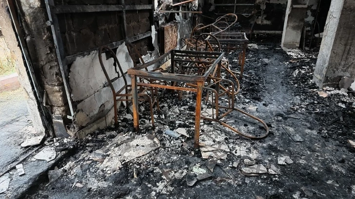 В Газахе при пожаре в психиатрической больнице эвакуировали 44 пациента
