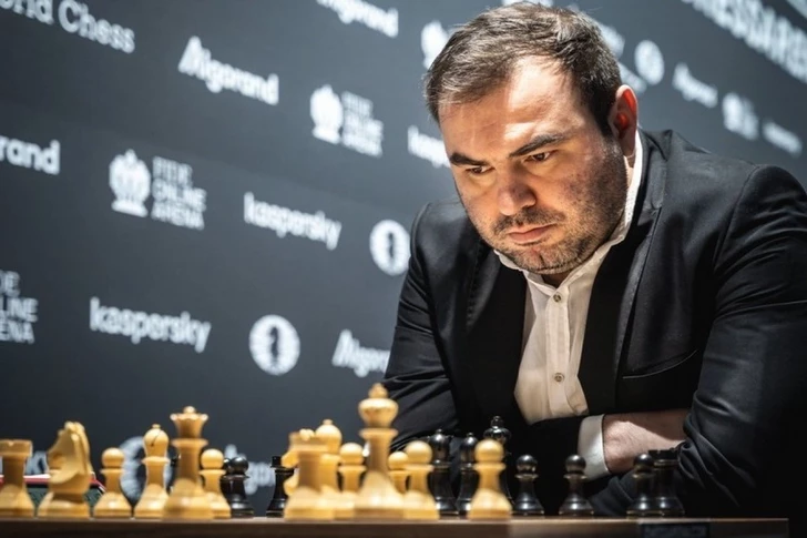 Шахрияр Мамедъяров победил индийского гроссмейстера на старте турнира UzChess Cup