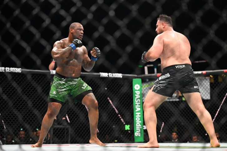 В Азербайджане впервые проведен турнир UFC