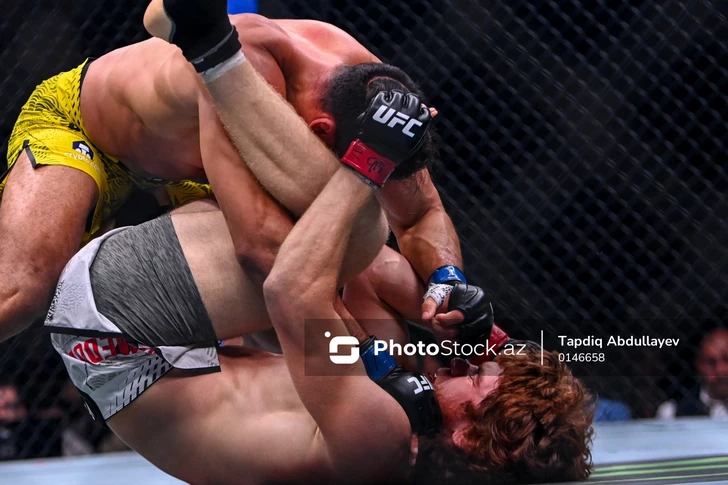 Media.az - Новости Азербайджана - В Баку прошел турнир UFC Fight Night: Рафаэль Физиев одержал победу в главном бою основного карда