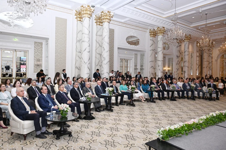 Media.az - Новости Азербайджана - Лейла Алиева приняла участие во II Дне выпуска проекта «Поддержка образования девочек» в Баку
