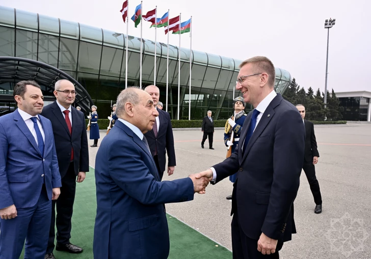 Media.az - Новости Азербайджана - Завершился визит президента Латвии в Азербайджан