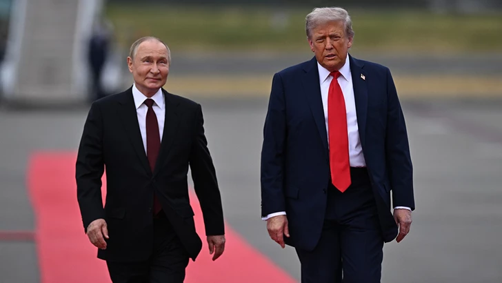 Путин сообщил Трампу о готовности объявить перемирие с Украиной на период празднования Дня Победы