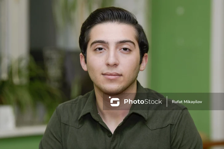19-летний автор хитов, чьи песни исполняют звезды азербайджанской эстрады: интервью с Яшаром Аразом