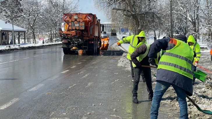 Media.az - Новости Азербайджана - На дороге Баку-Шамахы-Евлах возобновлено беспрепятственное движения транспорта
