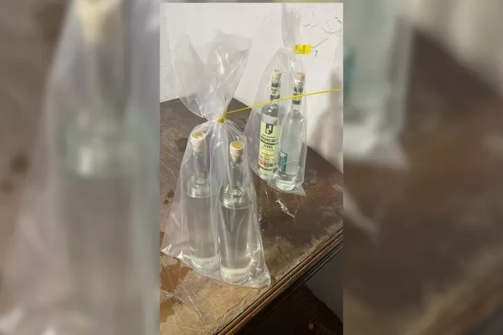 Media.az - Новости Азербайджана - Сотни бутылок спиртного с поддельными акцизами: в Баку пресекли работу подпольного цеха