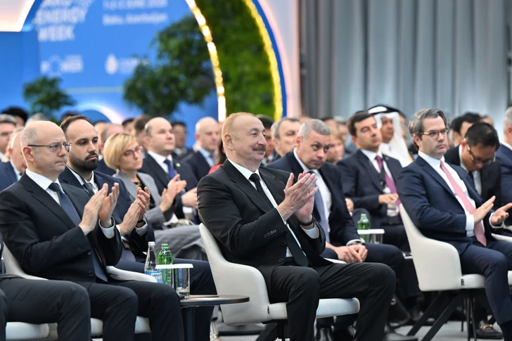 Media.az - Новости Азербайджана - Президент Ильхам Алиев выступил на церемонии открытия 31-го Бакинского энергетического форума