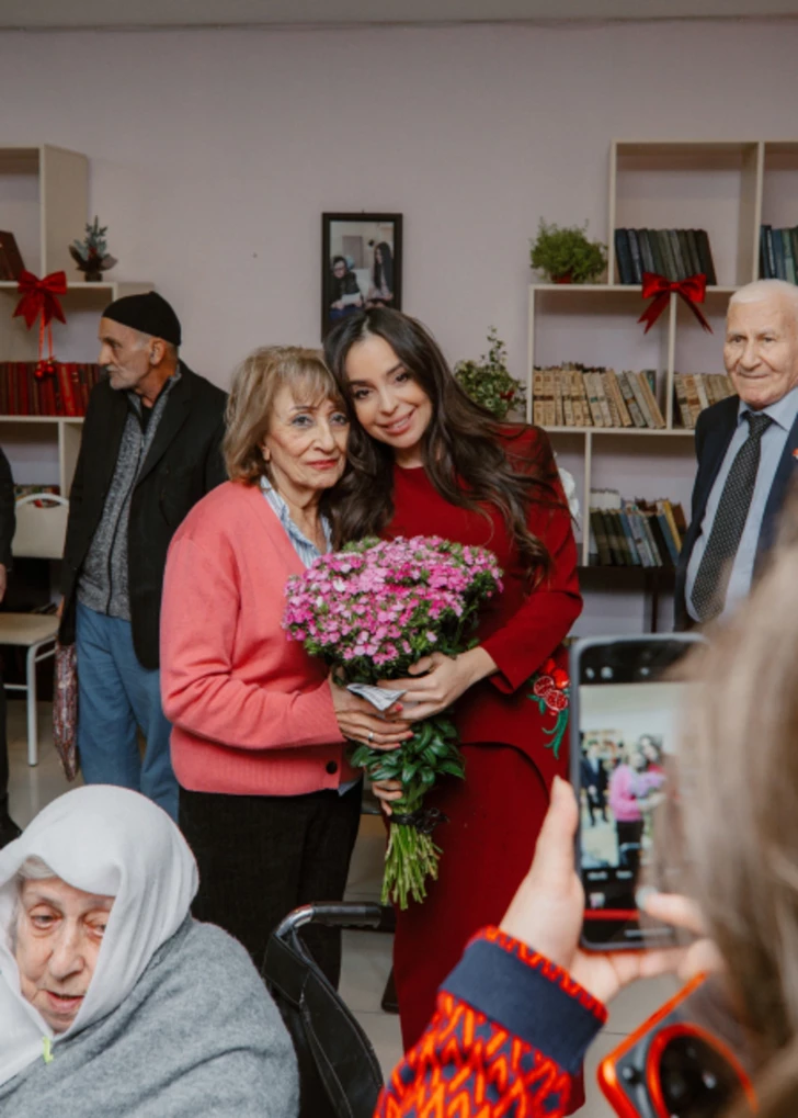 Media.az - Новости Азербайджана - В социальном учреждении для пожилых людей организован новогодний стол