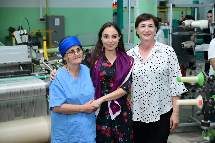 Media.az - Новости Азербайджана - Лейла Алиева ознакомилась с производством натурального шелка на комбинате «Азерипек»