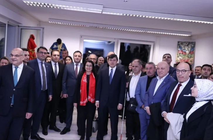 Media.az - Новости Азербайджана - Мугам в центре Европы: как Гюнай Мирзоева пропагандирует азербайджанскую культуру за рубежом