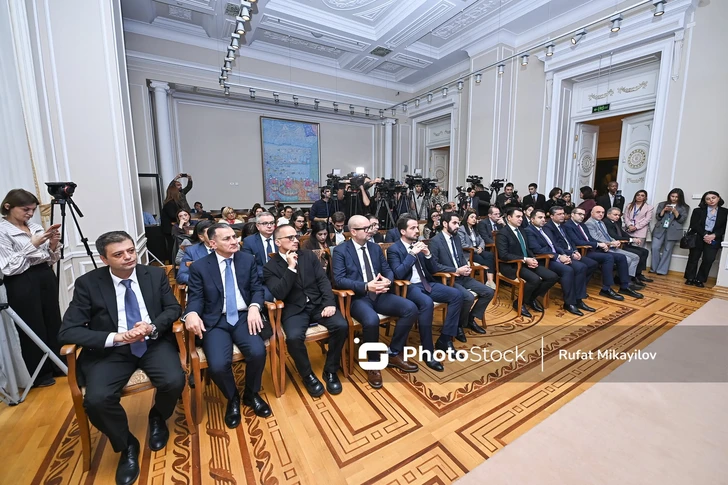 Media.az - Новости Азербайджана - В Баку проходит спецсессия по борьбе с дезинформацией в рамках платформы диалога культуры и СМИ