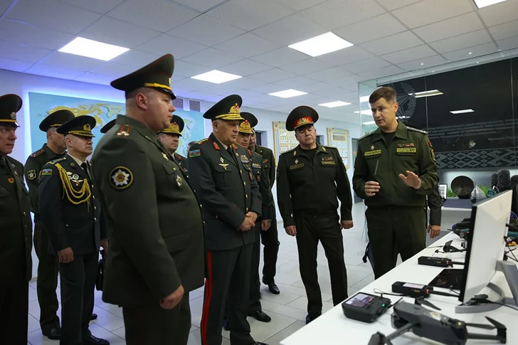 Media.az - Новости Азербайджана - Керим Велиев обсудил с главой Генштаба ВС Беларуси вопросы региональной безопасности