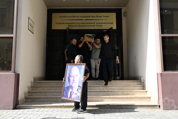 Media.az - Новости Азербайджана - В Баку состоялись похороны народного артиста Азербайджана Александра Шаровского