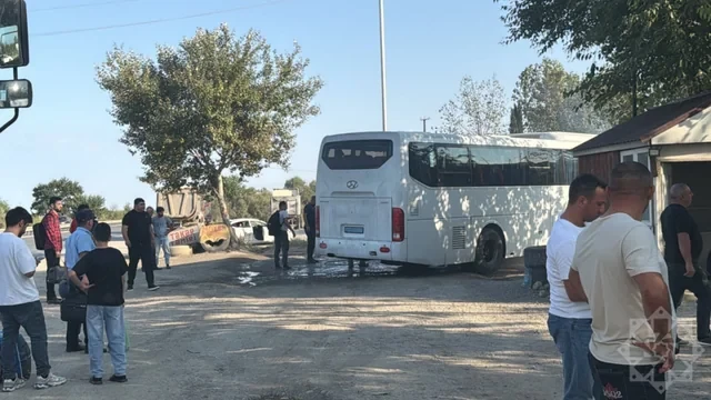 Media.az - Новости Азербайджана - Пассажирский автобус Хачмаз - Баку внезапно загорелся на ходу