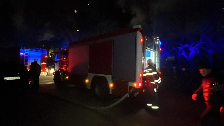 Media.az - Новости Азербайджана - Пожар в Баку: 27 человек отравились дымом, 1 в тяжелом состоянии