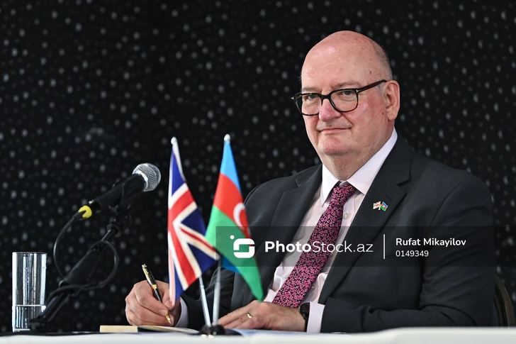 Данкан Норман заявил о заинтересованности Лондона в проектах «зеленой» энергетики в Азербайджане