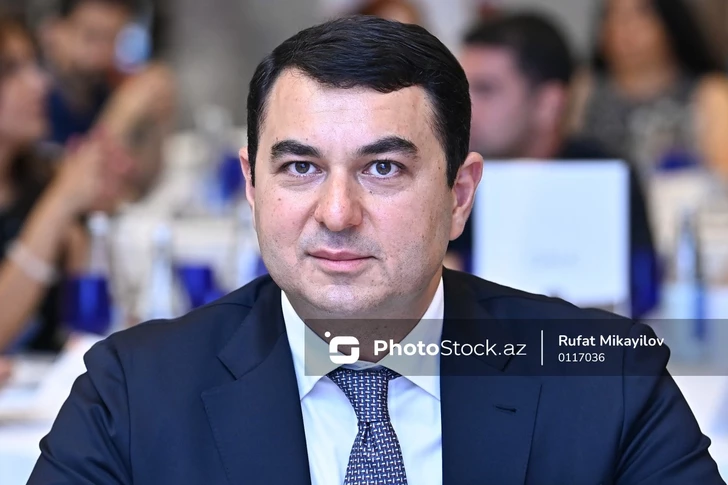 Министр культуры уволил начальника управления и назначил на его место заместителя