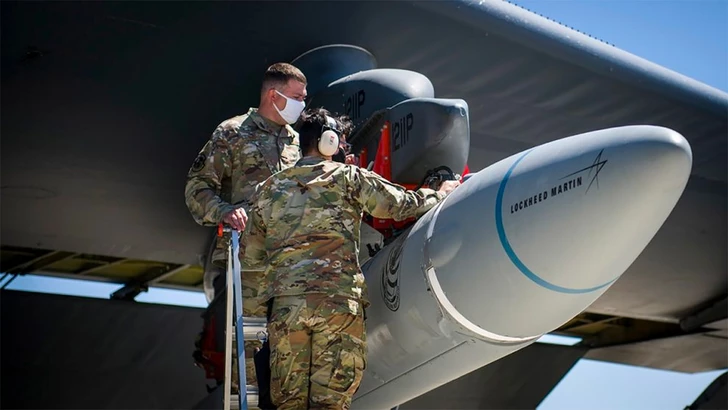 В США заявили о разработке новой дальнобойной ракеты