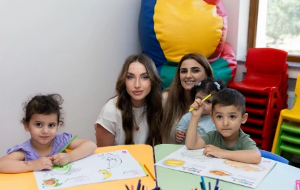 Алёна Алиева поделилась кадрами со встречи с детьми в школе-интернате в Баку