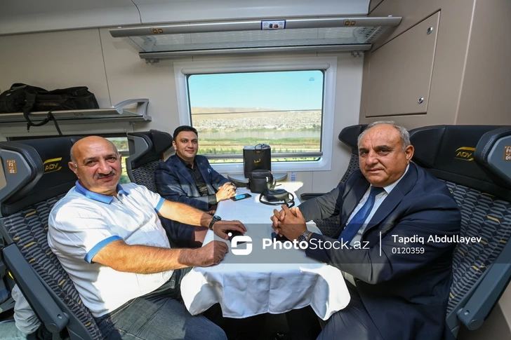 Media.az - Новости Азербайджана - Билеты раскуплены за 3 дня: первый за 32 года поезд прибыл из Баку в Агдам